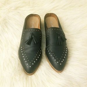 Mi.iM black loafers